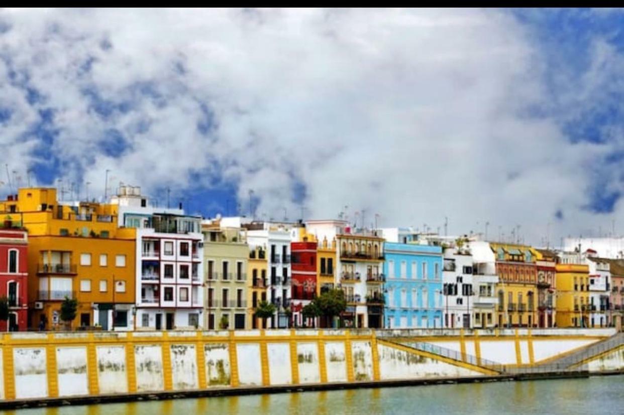Maravilloso Ático Puente de Triana Siviglia Esterno foto
